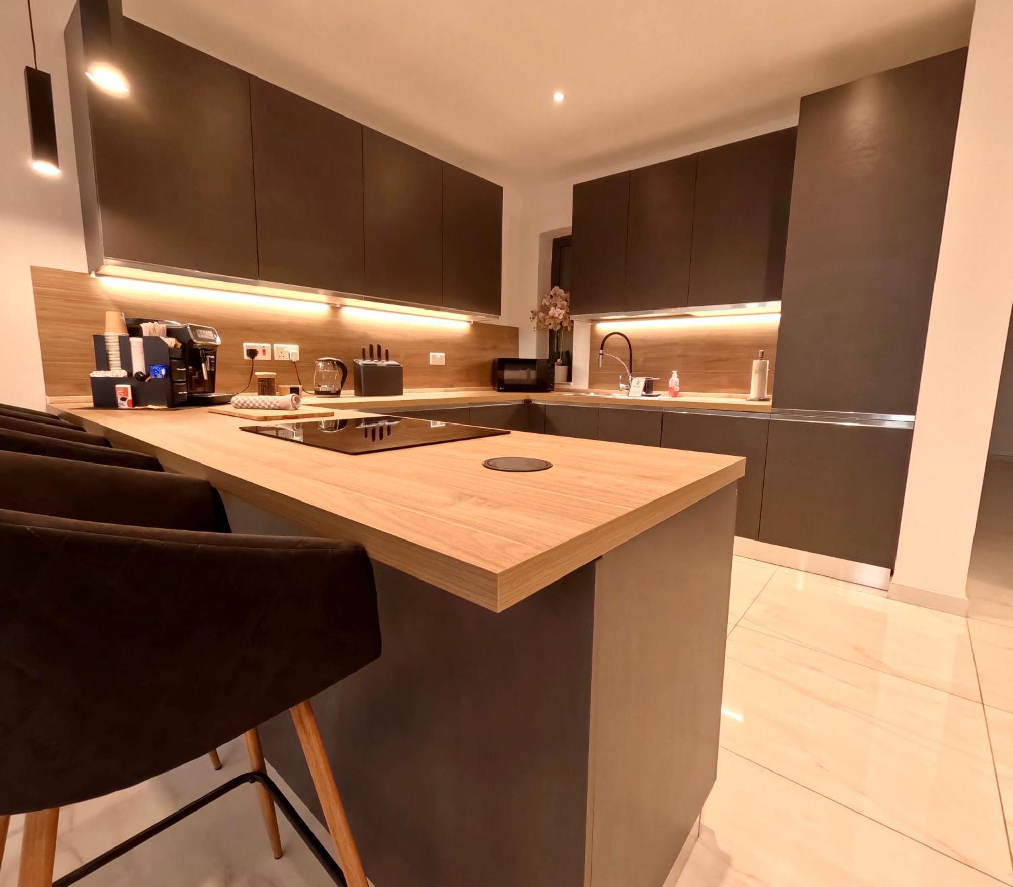 Modern Apartment In St Julian'S Malta, With Breathtaking Views Of Spinola Bay Saint Julian's Εξωτερικό φωτογραφία